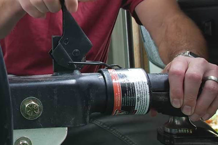 How to Hitch Your Travel Trailer