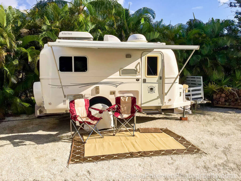 Unplug from the rest of the world Unplug from the rest of the world