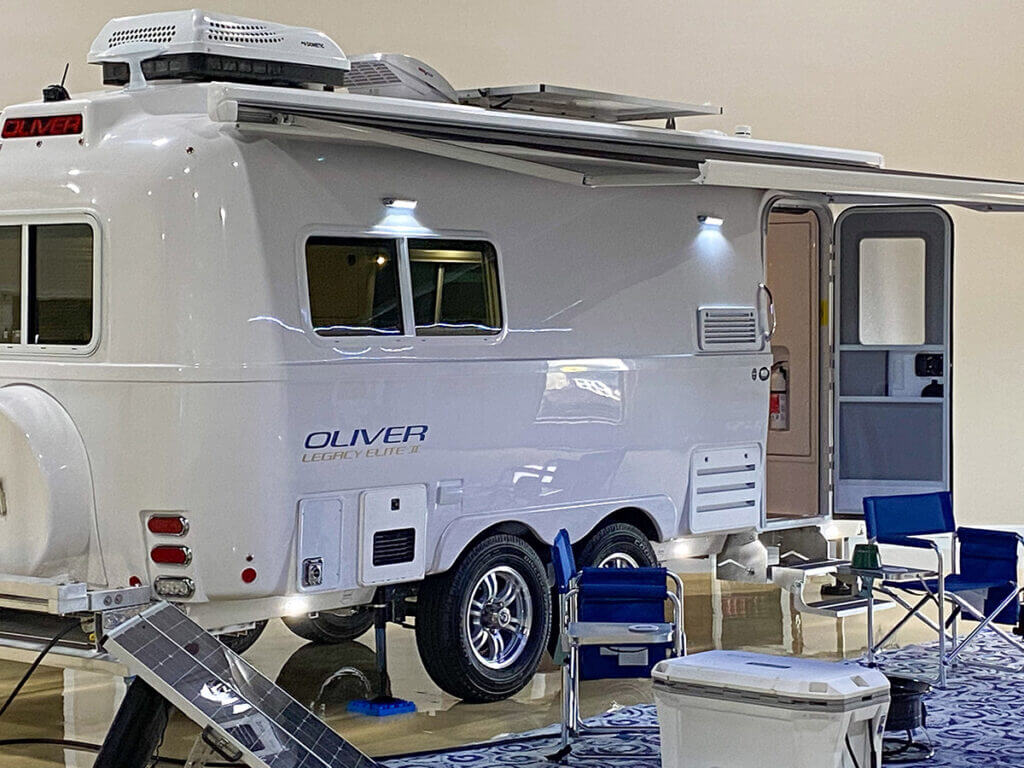 digital zoom far away