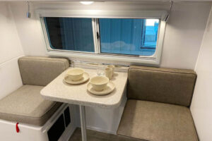 dinette with windows usb charger