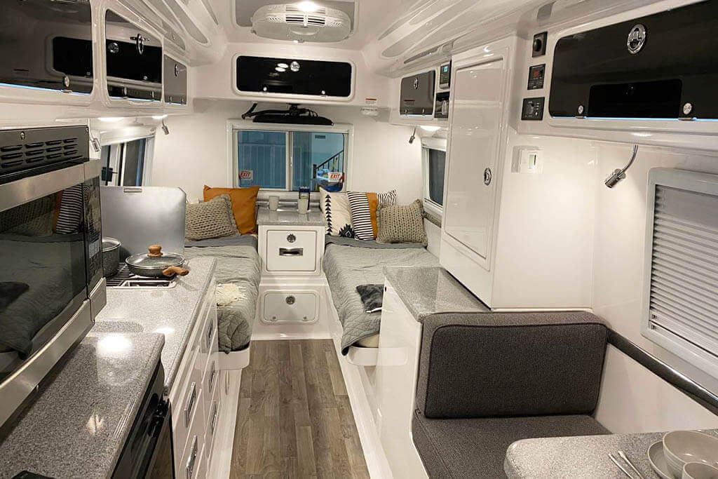 Legacy Elite II Interior Kitchen Galley, Cabinets, Twin Bed Floor Plan