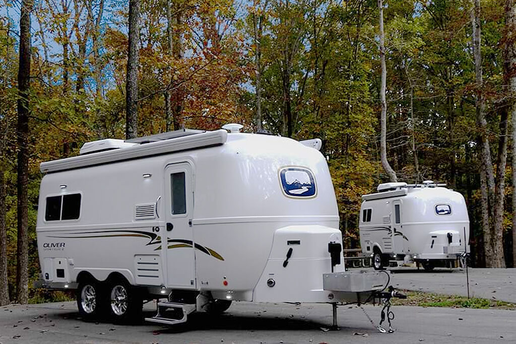 Compare Elite and Elite II Travel Trailers